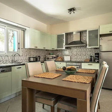Millianna - Ground Floor Apartmán Metaxáta